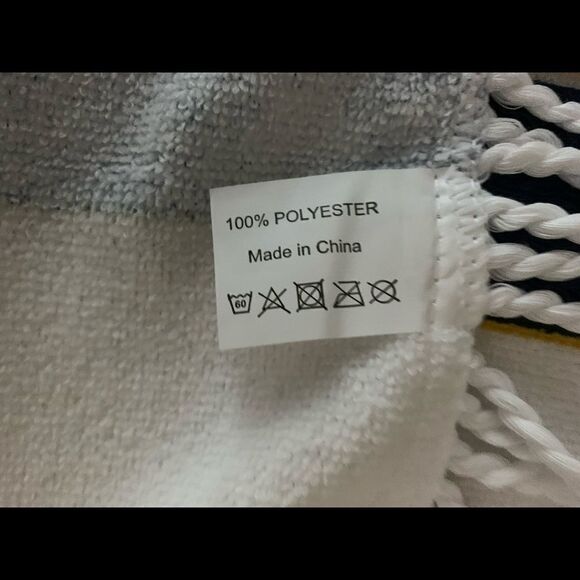 Welcome To Fabulous Las Vegas Station Casino White Red Yellow Round Beach Towel - Picture 2 of 8